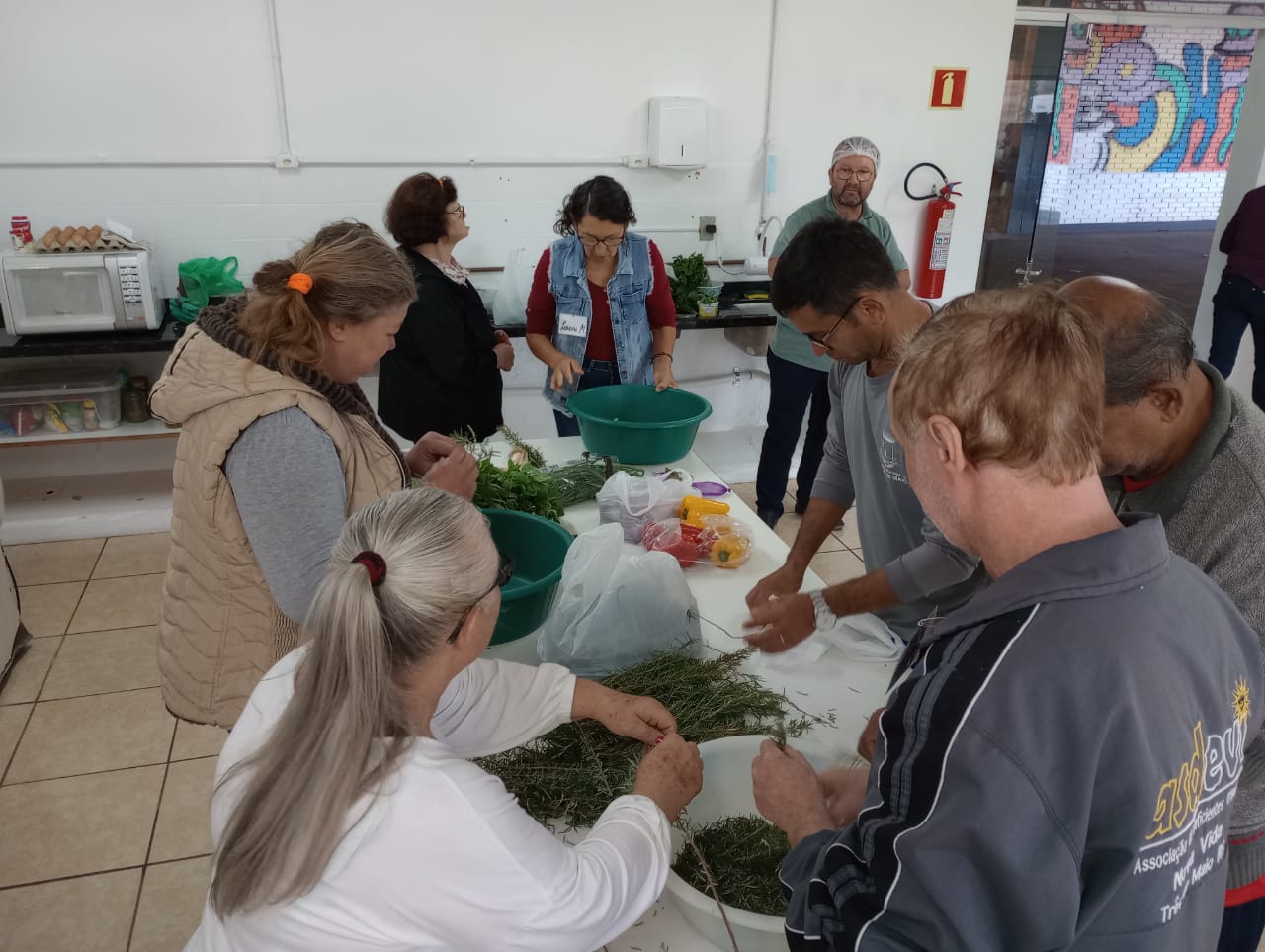 CURSO DE ERVAS MEDICINAIS E CONDIMENTOS FOI REALIZADO NESTA SEMANA